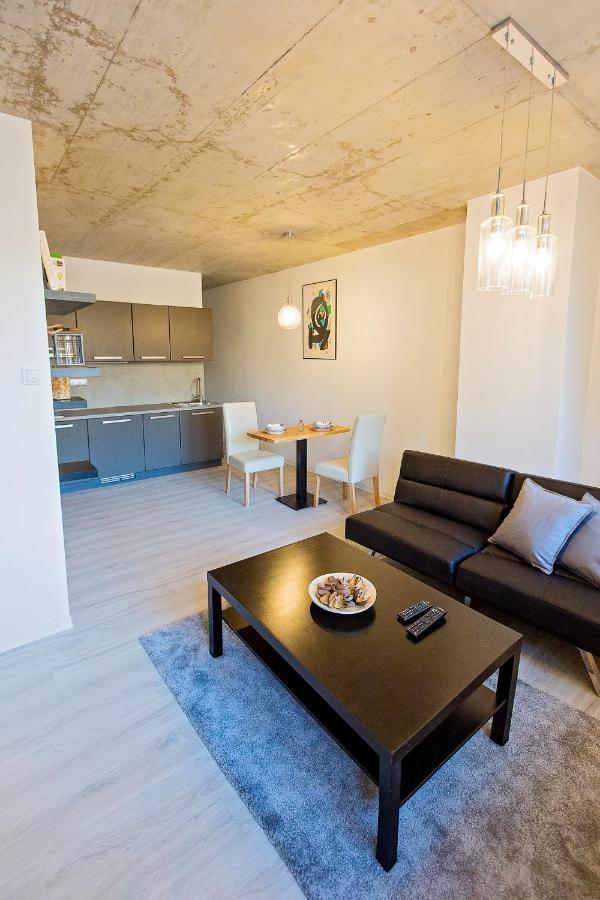 Exclusive Penzion Viva Residence Mladá Boleslav Exteriör bild